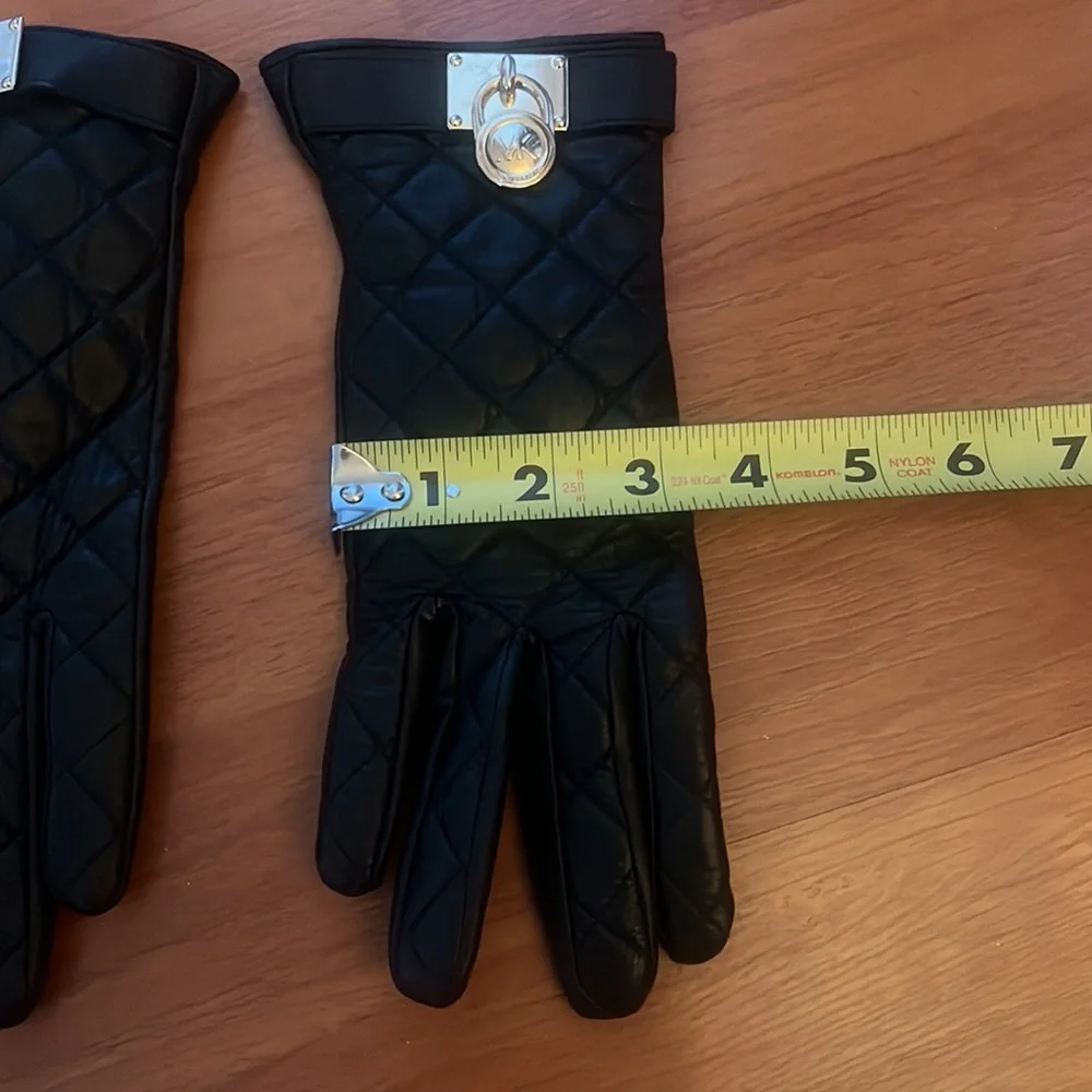 Michael Kors Genuine Leather Black Quilted Mittens/Gloves